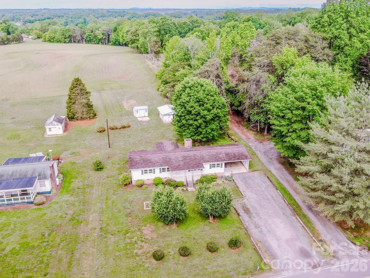 431 Cooper Farm Road Statesville, NC 28625 - Photo 6 of 36