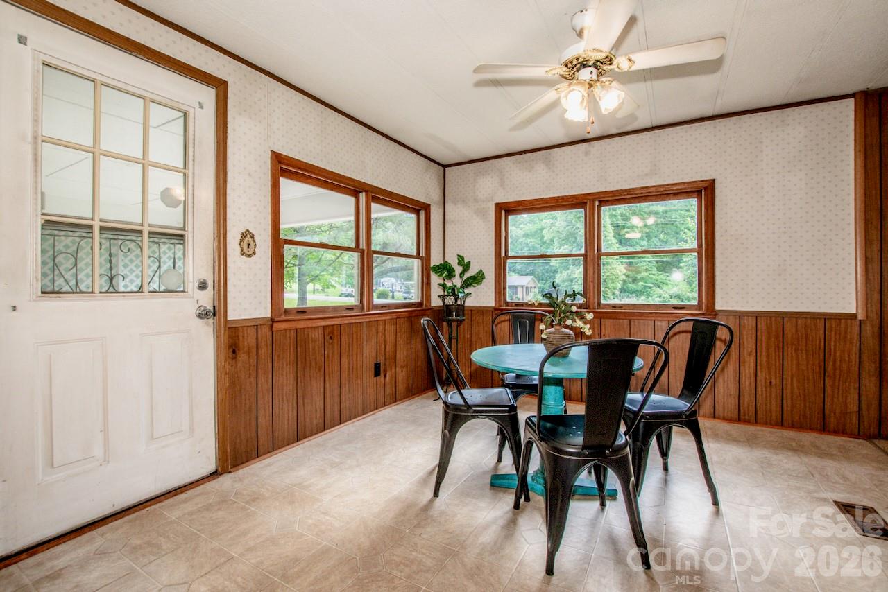 431 Cooper Farm Road Statesville, NC 28625 - Photo 10 of 36