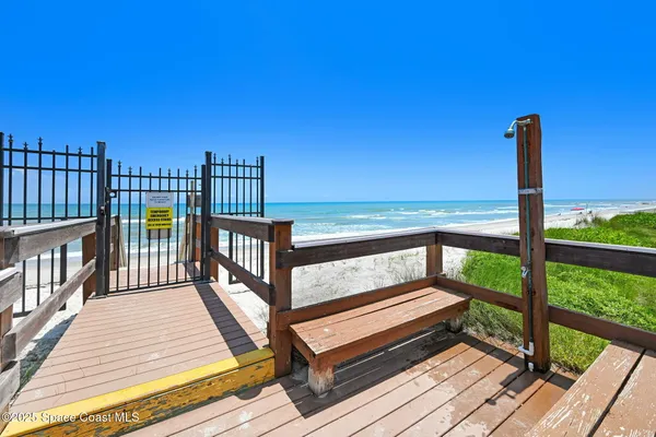 $3,300 | 199 Jimmy Buffett Mem Highway, Unit B102, Satellite Beach, FL 32937
