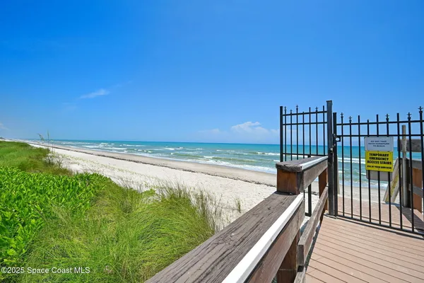 $3,300 | 199 Jimmy Buffett Mem Highway, Unit B102, Satellite Beach, FL 32937