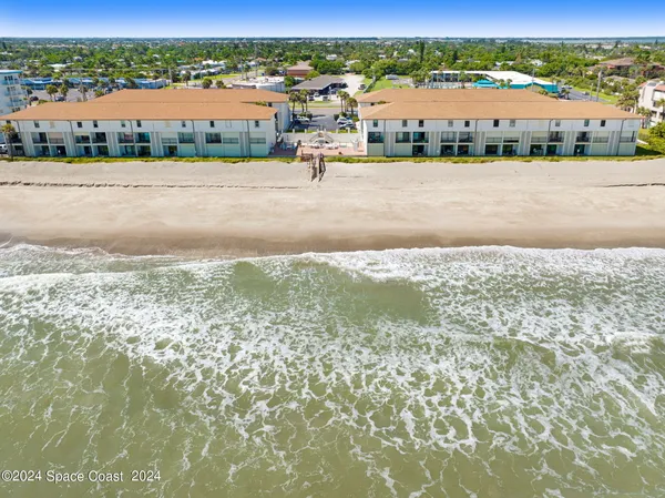 $3,300 | 199 Jimmy Buffett Mem Highway, Unit B102, Satellite Beach, FL 32937