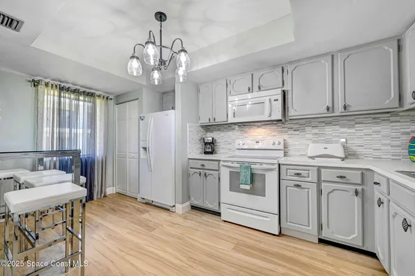 $3,300 | 199 Jimmy Buffett Mem Highway, Unit B102, Satellite Beach, FL 32937