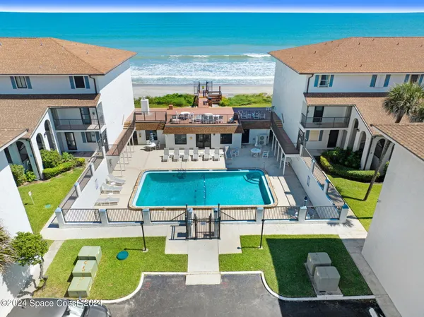 $3,300 | 199 Jimmy Buffett Mem Highway, Unit B102, Satellite Beach, FL 32937