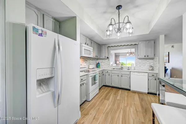 $3,300 | 199 Jimmy Buffett Mem Highway, Unit B102, Satellite Beach, FL 32937