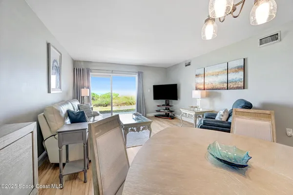 $3,300 | 199 Jimmy Buffett Mem Highway, Unit B102, Satellite Beach, FL 32937