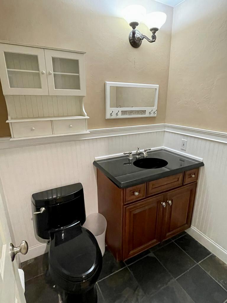 7805 Stanway Place, Unit 39 Boca Raton, FL 33433 - Photo 8 of 20 Powder Room2