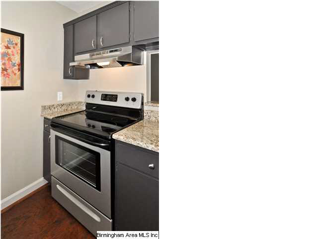 3350 Altamont Road South, Unit D13 Birmingham, AL 35205 - Photo 15 of 24
