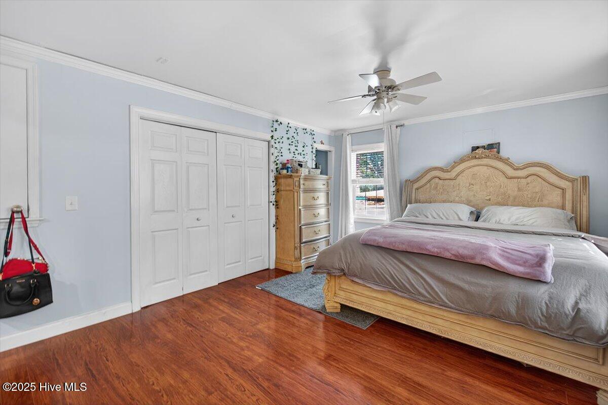 1109 Middle Sound Loop Road Wilmington, NC 28411 - Photo 14 of 49 Primary Bedroom