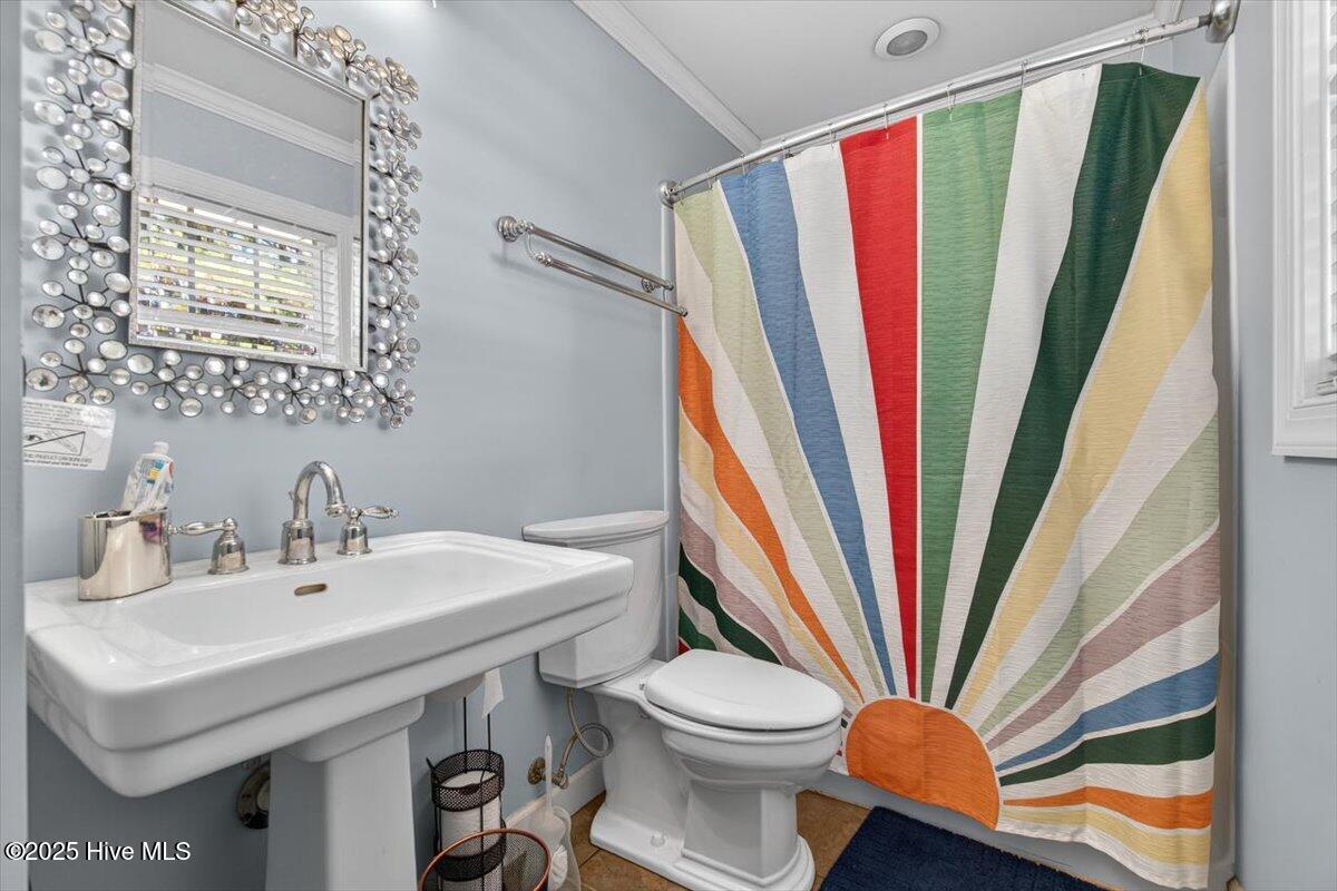 1109 Middle Sound Loop Road Wilmington, NC 28411 - Photo 16 of 49 Primary Full Bath