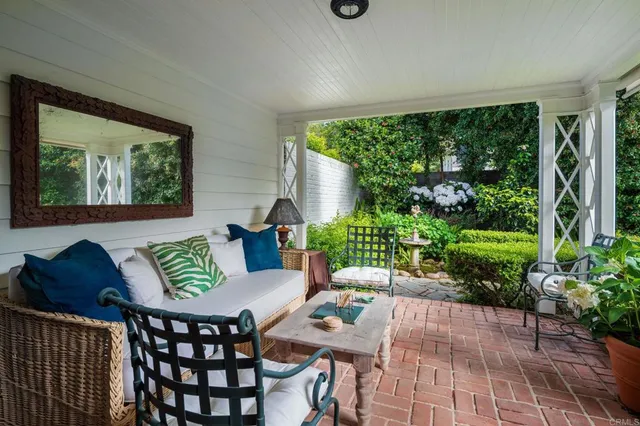 $5,200,000 | 7716 Lookout Drive, La Jolla, CA 92037