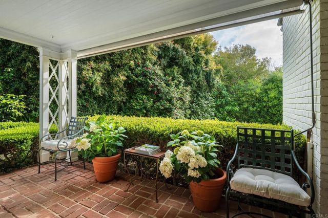 $5,200,000 | 7716 Lookout Drive, La Jolla, CA 92037