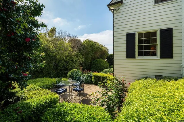 $5,200,000 | 7716 Lookout Drive, La Jolla, CA 92037