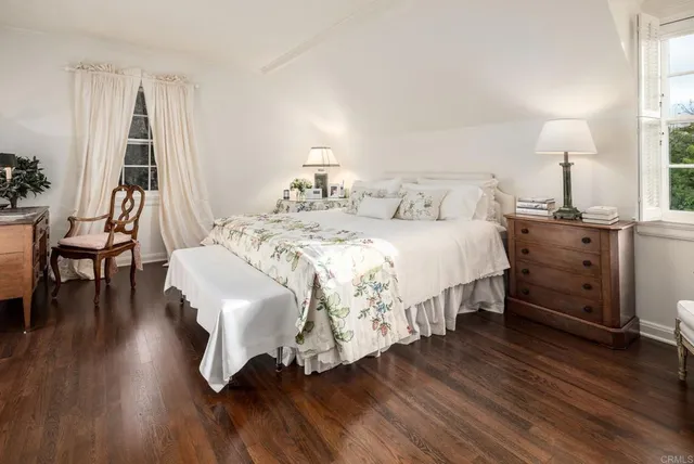 $5,200,000 | 7716 Lookout Drive, La Jolla, CA 92037