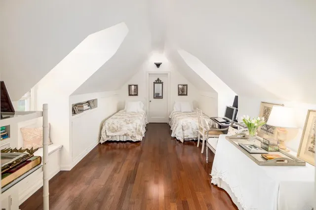 $5,200,000 | 7716 Lookout Drive, La Jolla, CA 92037