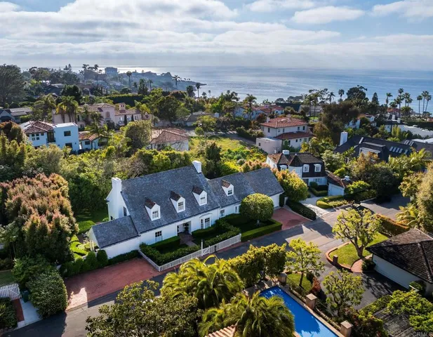 $5,200,000 | 7716 Lookout Drive, La Jolla, CA 92037