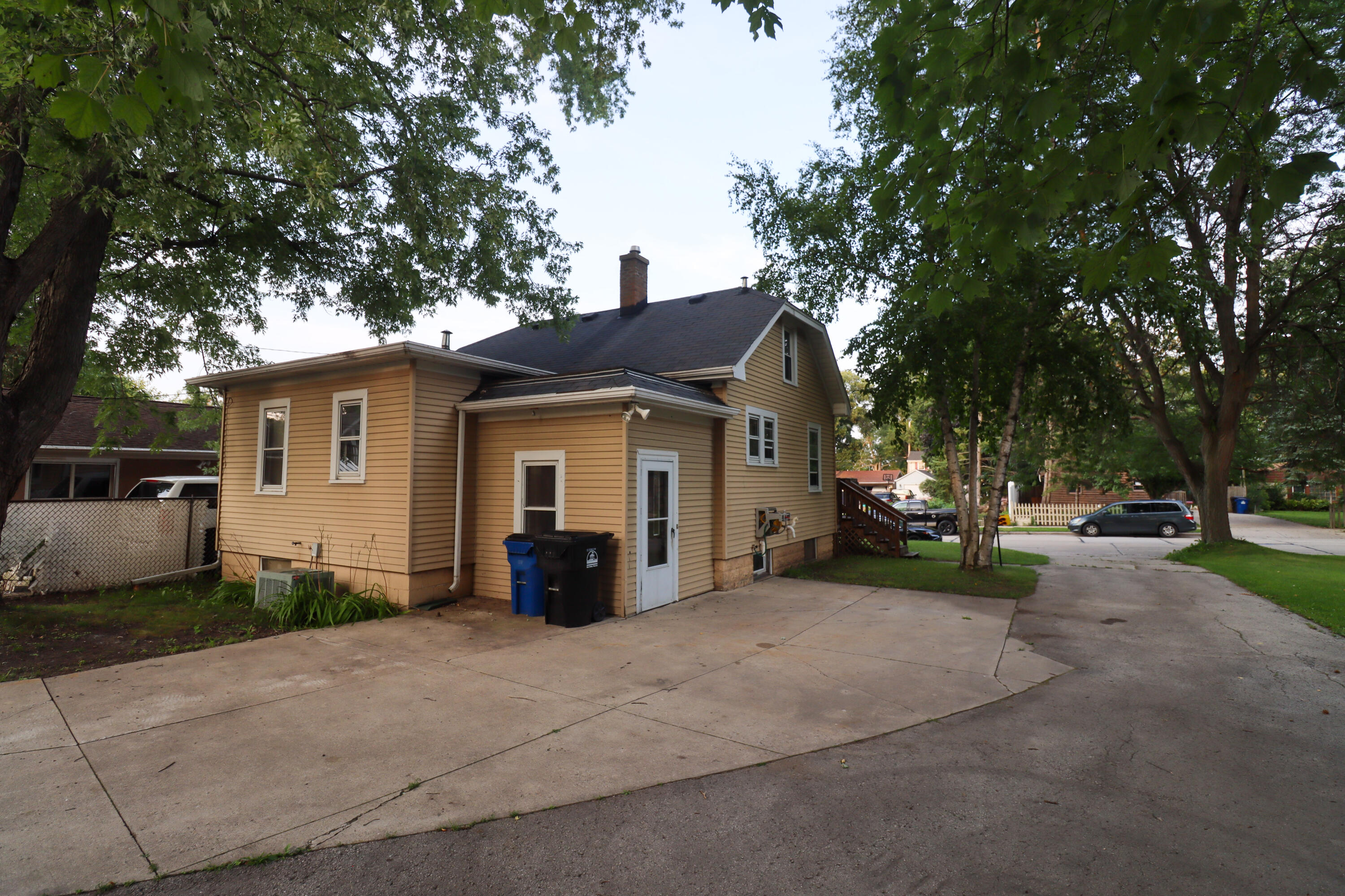 1512 Virginia Street Racine, WI 53405 - Photo 20 of 20 1512 Virginia St Racine WI 53405-2