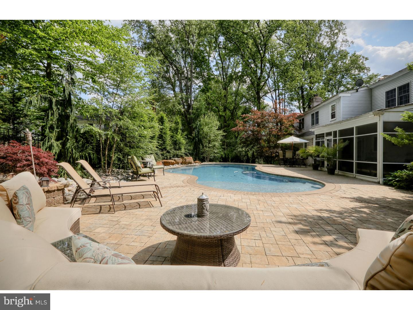 706 Hertford Road Wilmington, DE 19803 - Photo 18 of 20 Pool