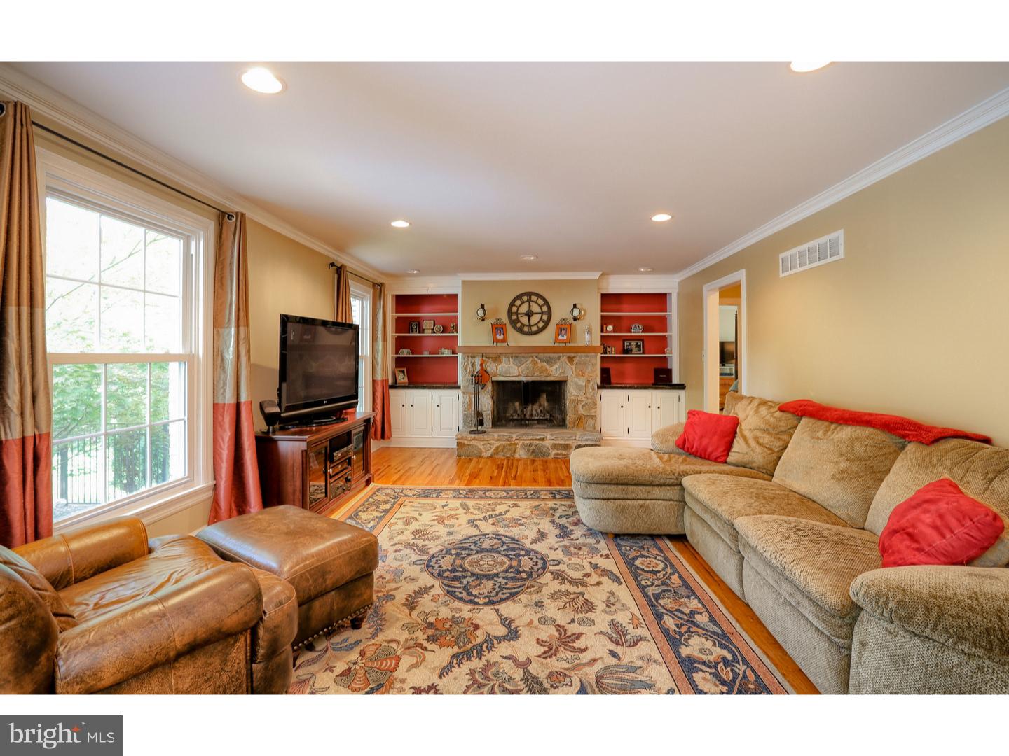 706 Hertford Road Wilmington, DE 19803 - Photo 8 of 20 Family Room