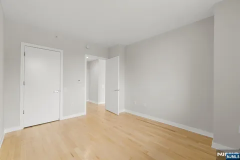$699,000 | 310 Hudson Park, Unit 310, Edgewater, NJ 07020