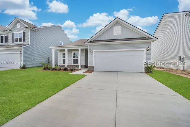 $487,500 | 82 Hillcrest Way, Bluffton, SC 29909