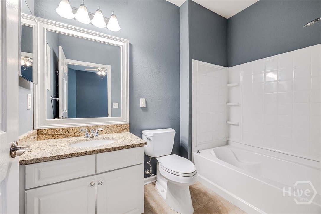 2424 Whitemarsh Way, Unit 2424 Savannah, GA 31410 - Photo 16 of 43