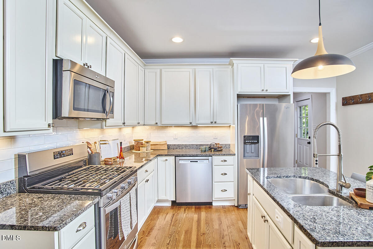 2203 Chapel Hill Road Durham, NC 27707 - Photo 27 of 61