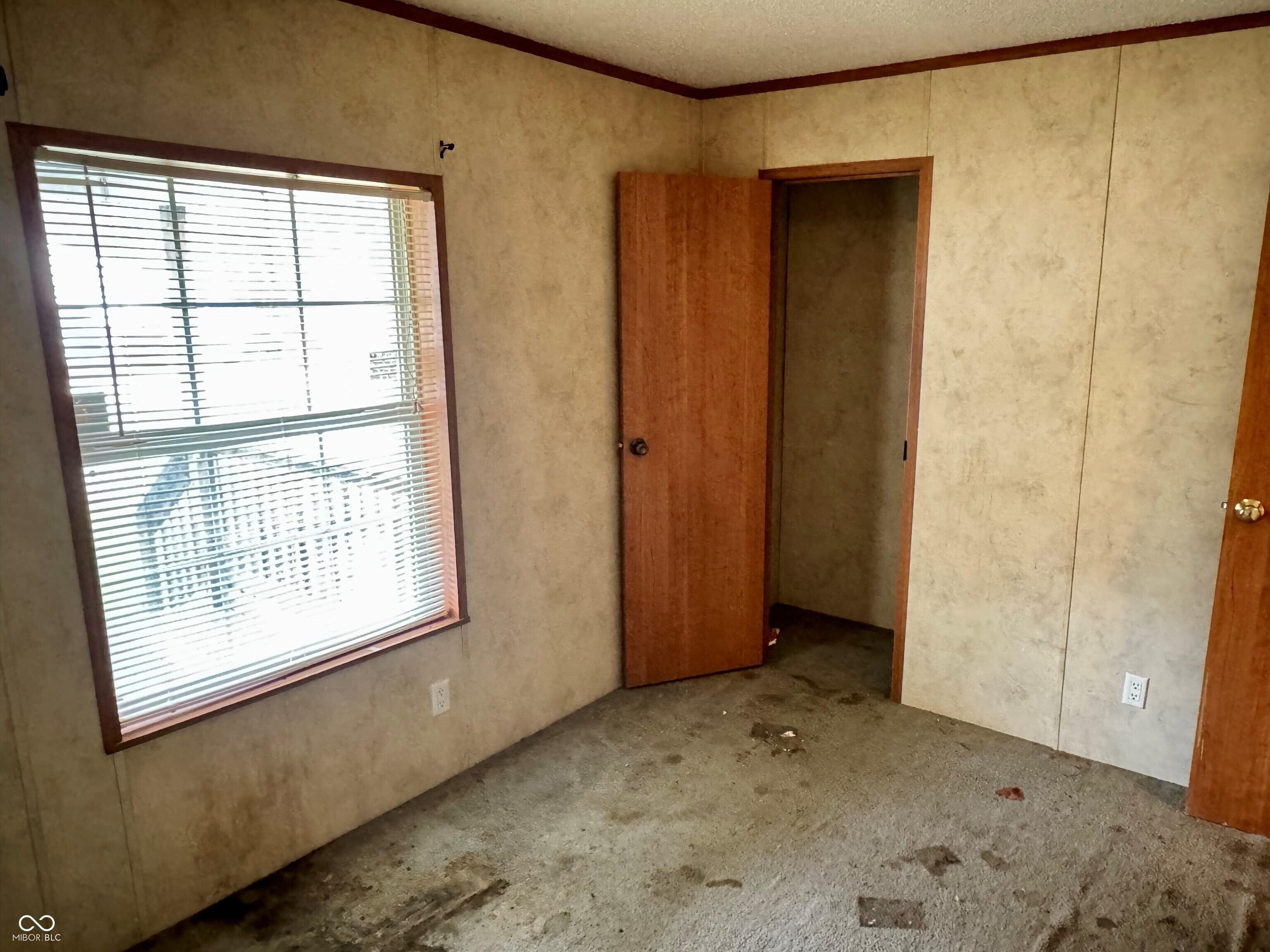 8730 South Byfield Street Commiskey, IN 47227 - Photo 11 of 16