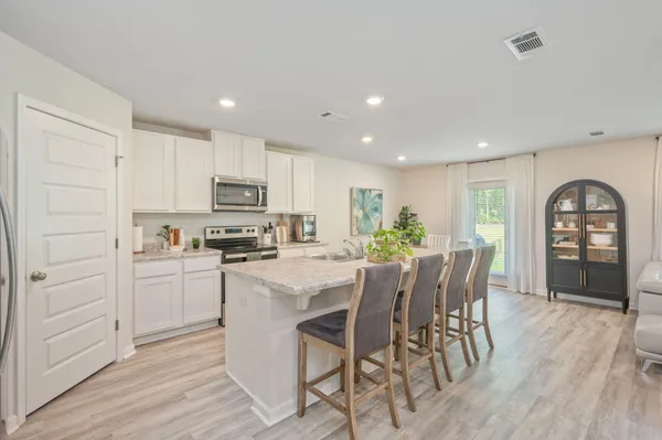 $352,000 | 6831 Interlachen Lane, Laurel Hill, FL 32567