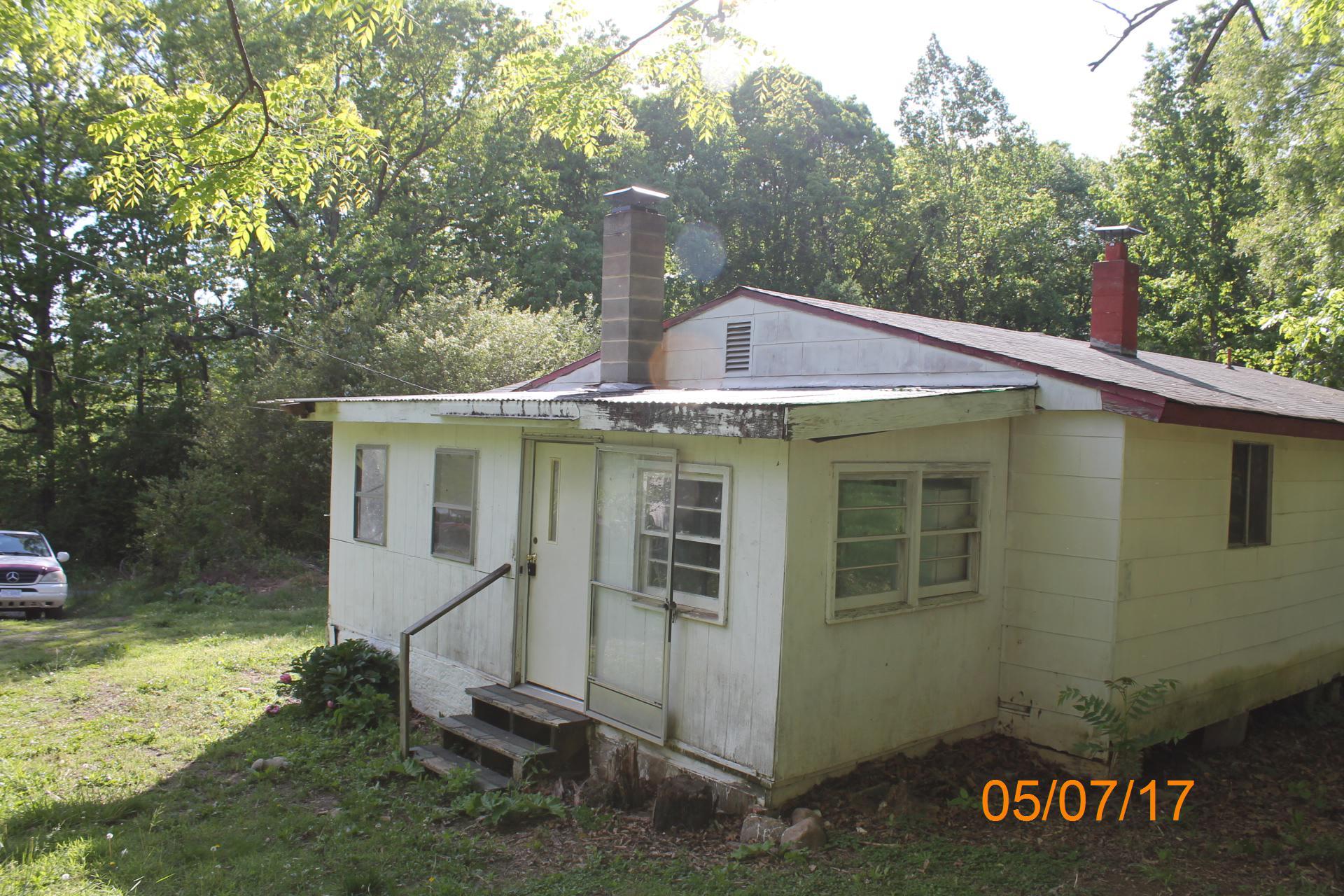 1218 Edgehill Road Montvale, VA 24122 - Photo 9 of 27 IMG_8159 dated