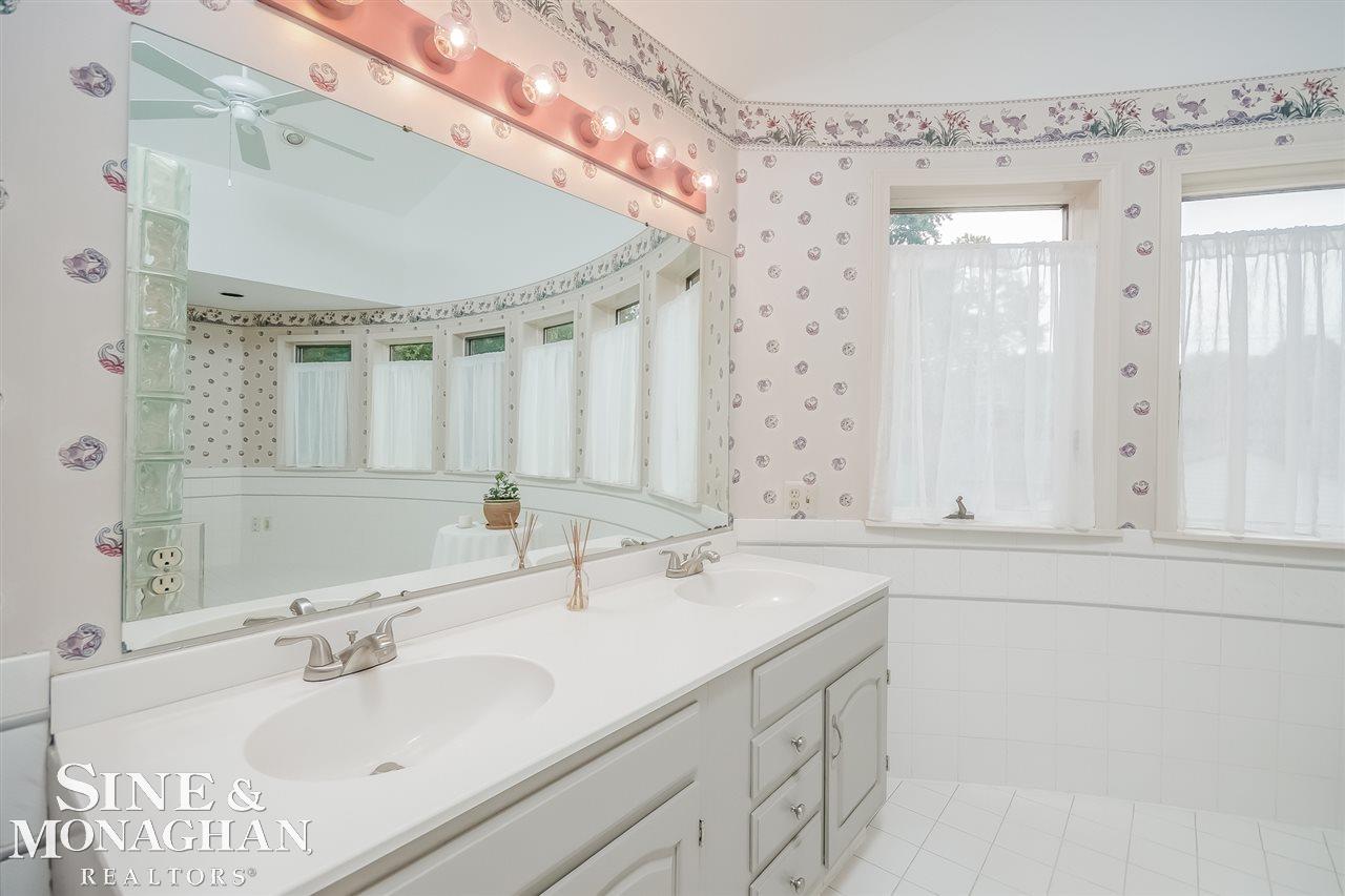 1396 Audubon Road Grosse Pointe Park, MI 48230 - Photo 20 of 37