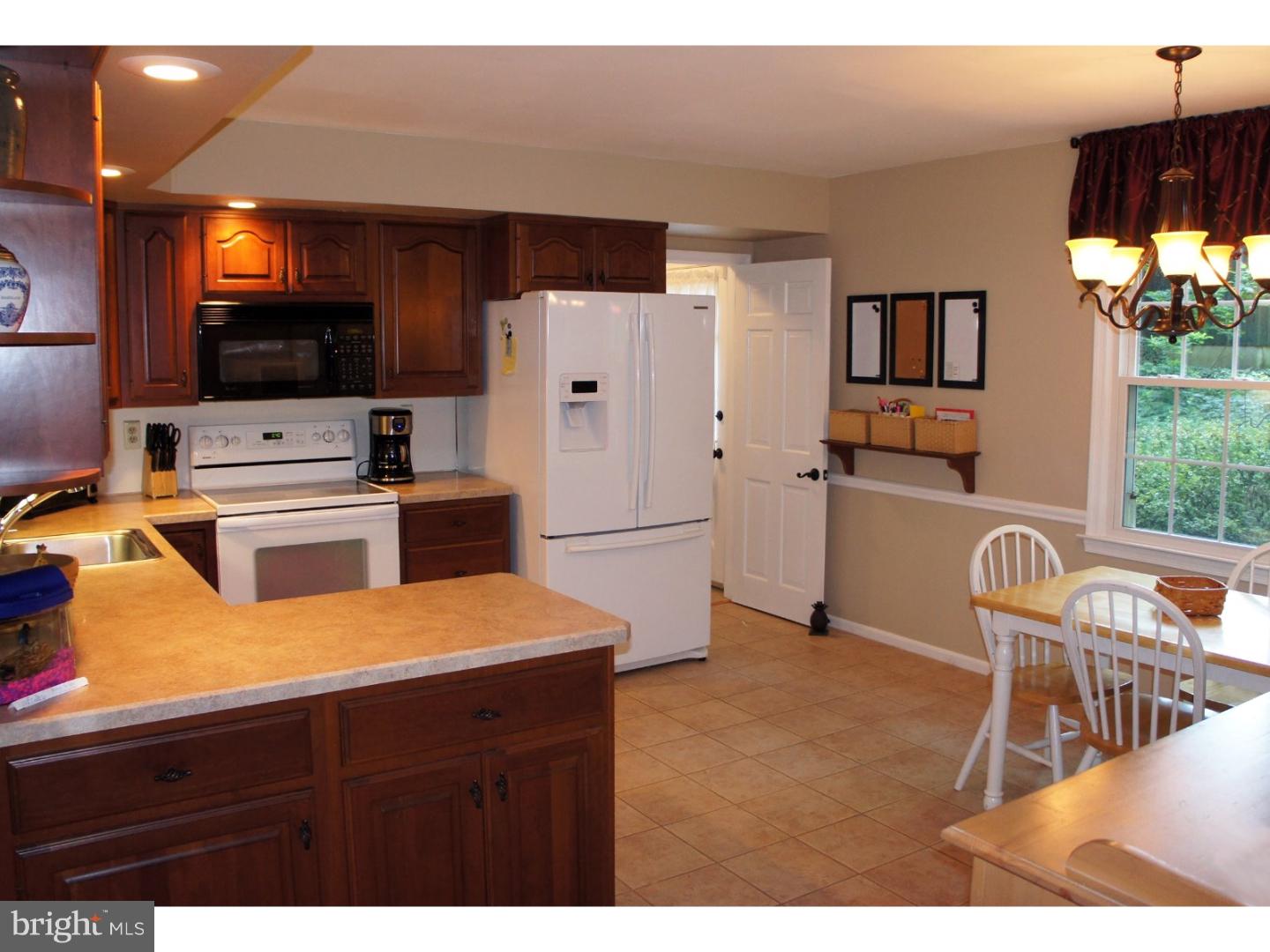258 Springhouse Lane Media, PA 19063 - Photo 7 of 25 Kitchen