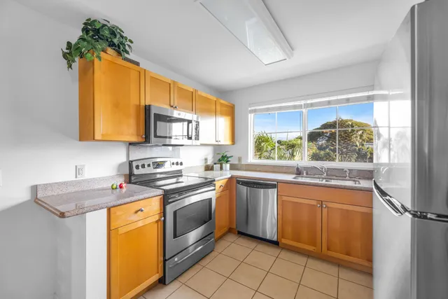 $1,099,000 | 32 Kai Makani Loop, Unit N203, Kihei, HI 96753