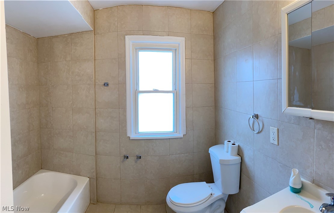 6367 Stumph Road Cleveland, OH 44130 - Photo 11 of 30 first floor bath