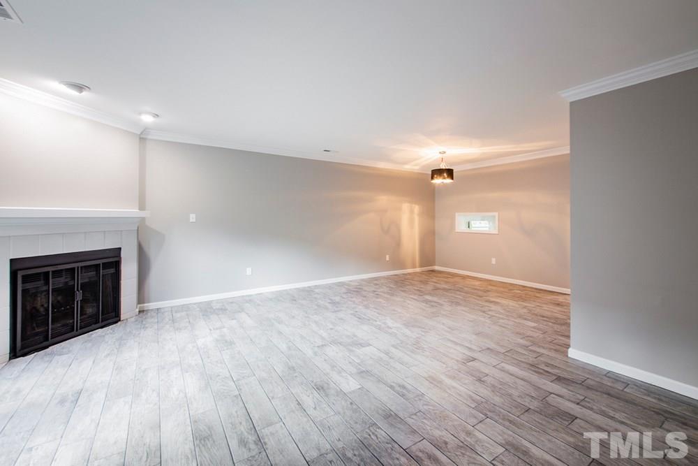 5622 Bridgetowne Way Raleigh, NC 27609 - Photo 11 of 30 Living Room