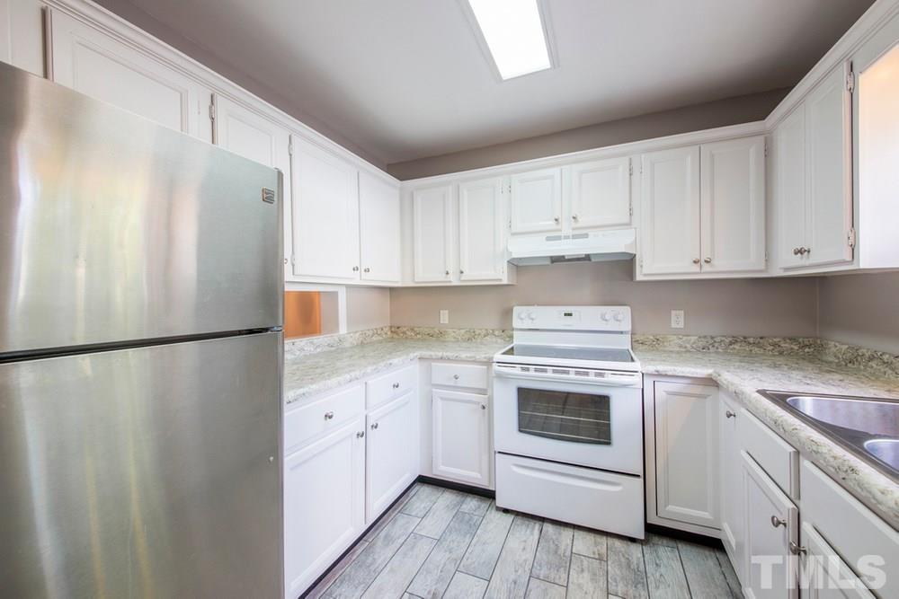 5622 Bridgetowne Way Raleigh, NC 27609 - Photo 14 of 30 Kitchen