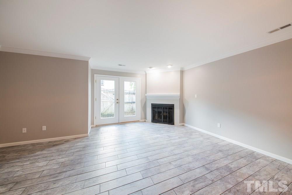 5622 Bridgetowne Way Raleigh, NC 27609 - Photo 7 of 30 Living Room