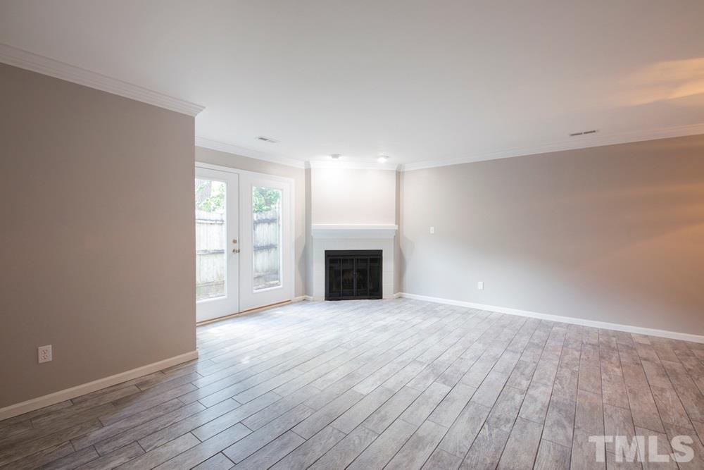 5622 Bridgetowne Way Raleigh, NC 27609 - Photo 9 of 30 Living Room