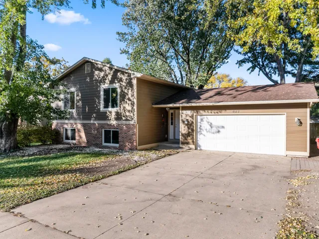 $349,900 | 4017 11th Avenue Northwest, Rochester, MN 55901