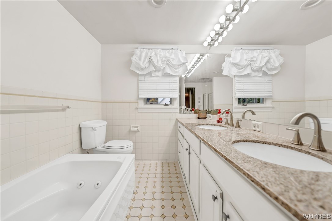 3745 Windover Drive Hamburg, NY 14075 - Photo 23 of 43