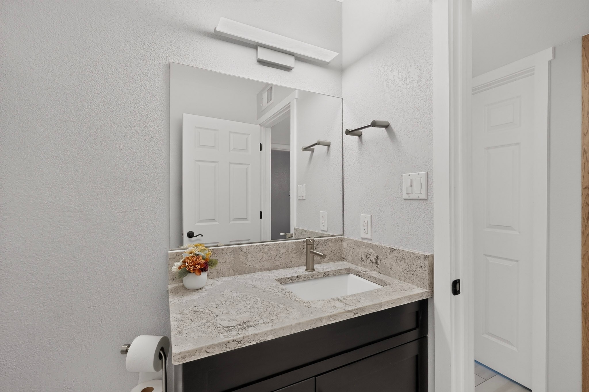 601 West San Mateo Road, Unit 17 Santa Fe, NM 87505 - Photo 12 of 13