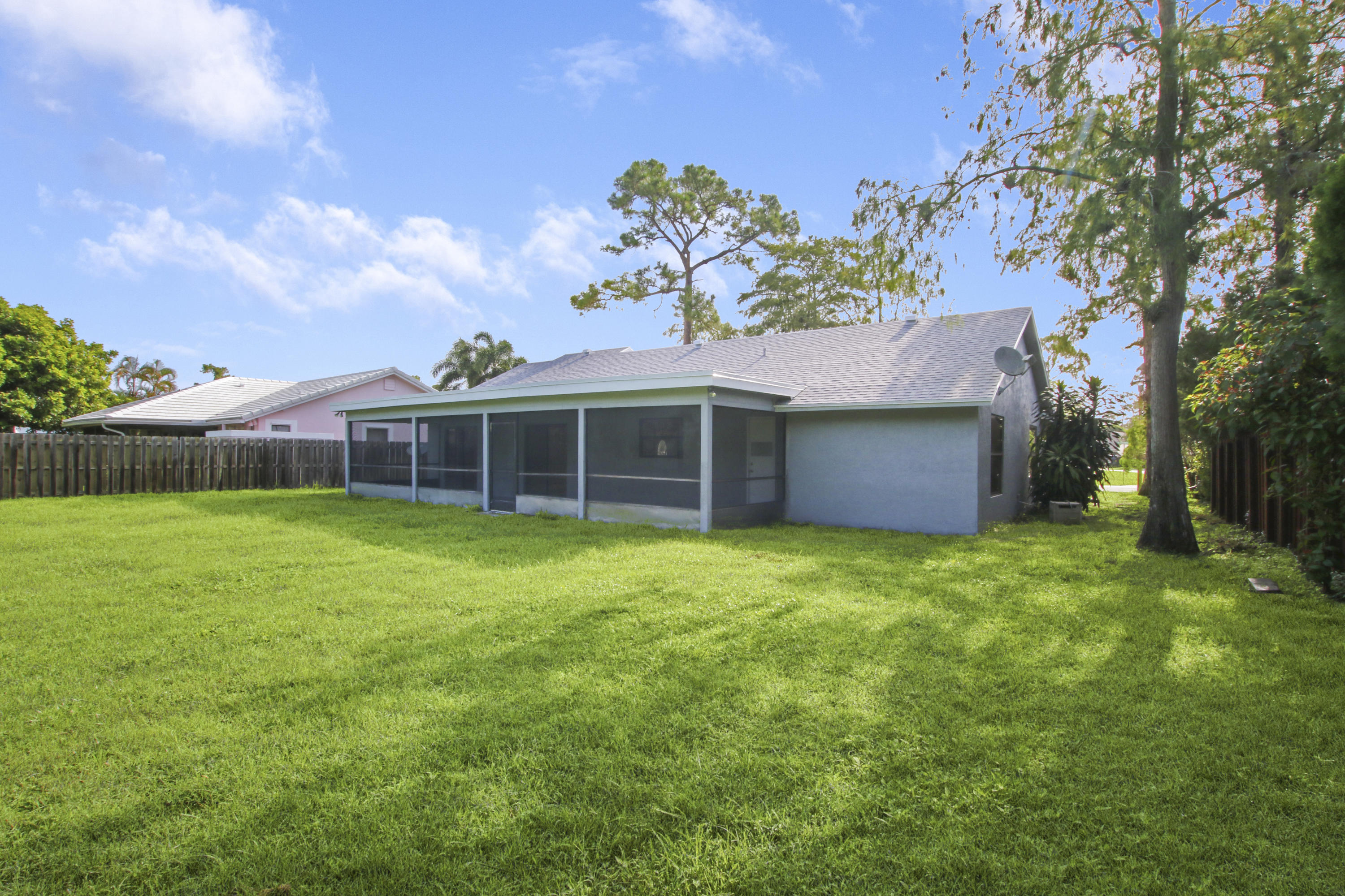 1252 Raintree Lane Wellington, FL 33414 - Photo 21 of 22 Location Location