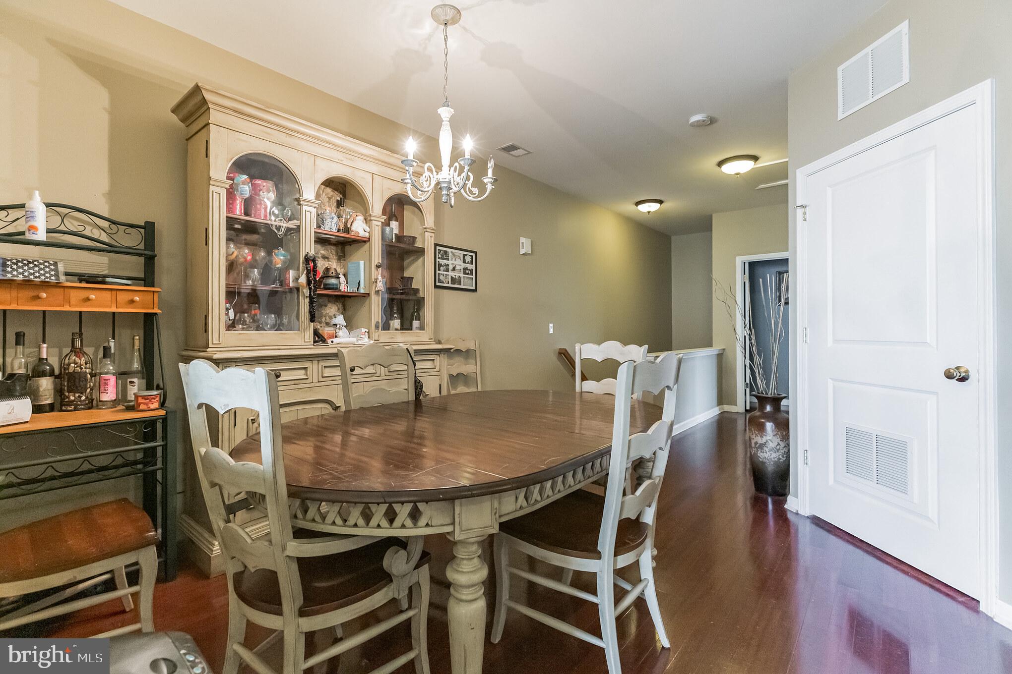 110 Raphael Court Williamstown, NJ 08094 - Photo 12 of 29 Gallery Image 12