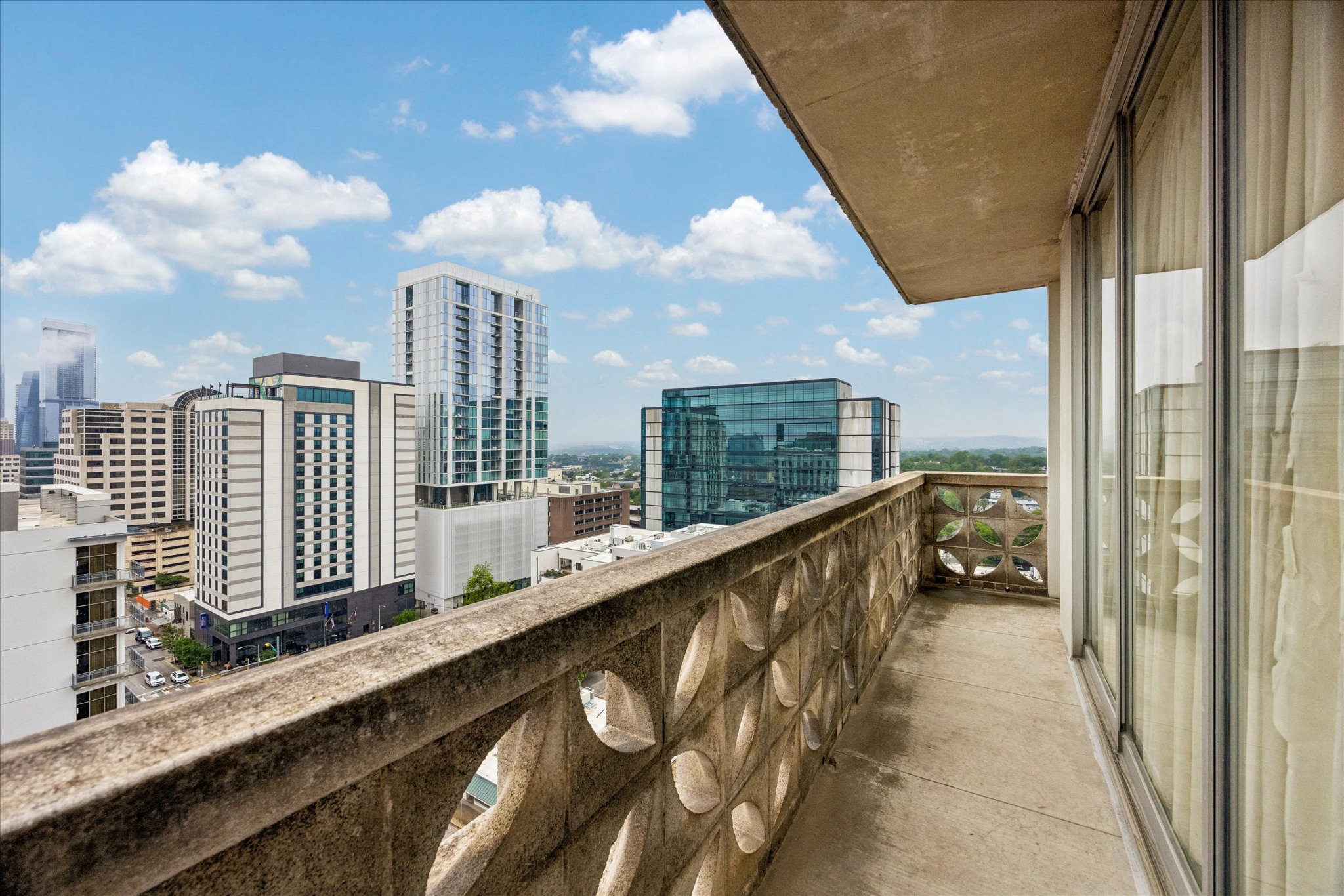 1801 Lavaca Street, Unit 14K Austin, TX 78701 - Photo 14 of 30 a view of balcony with city view