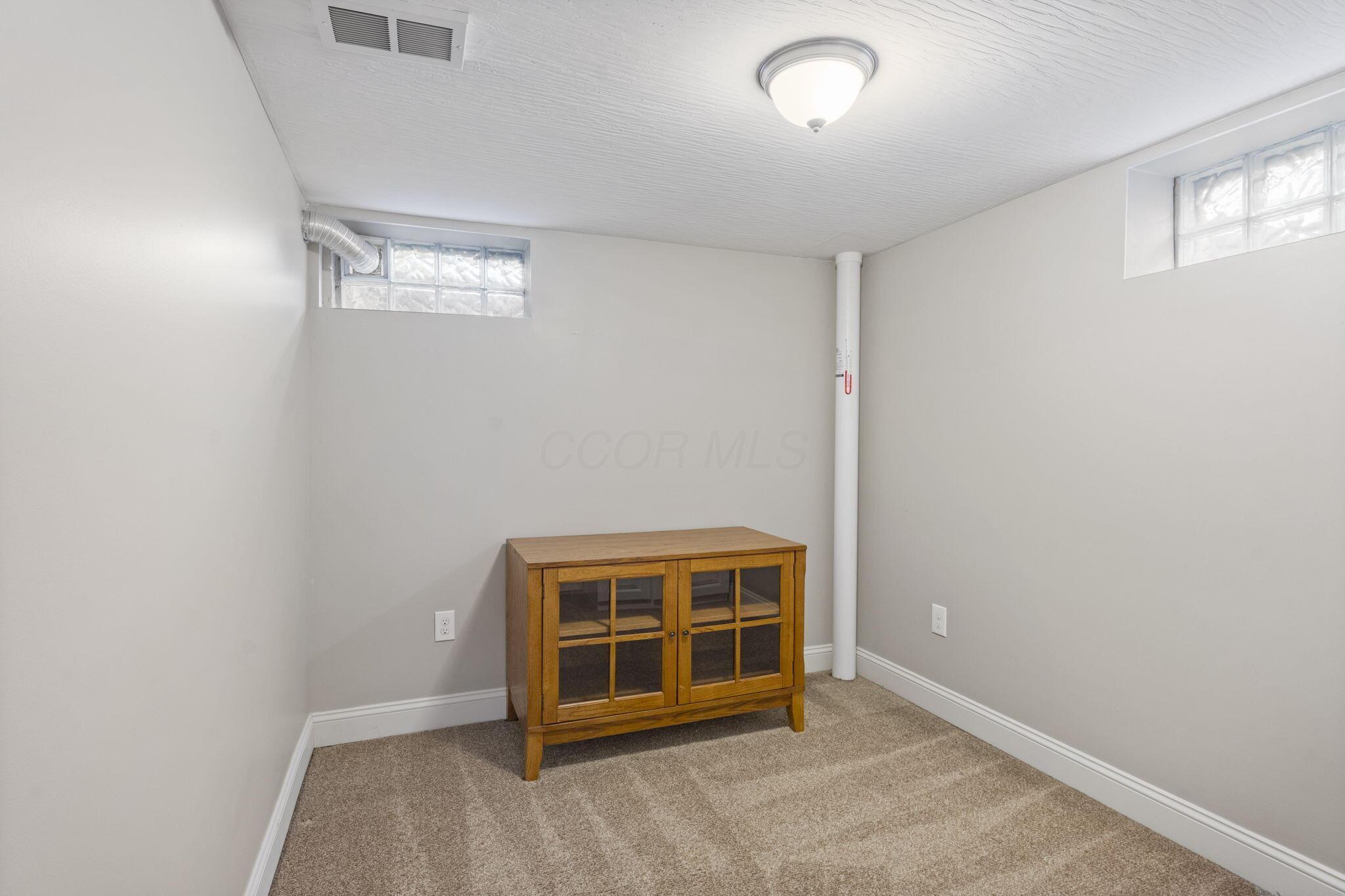 2565 Nottingham Road Columbus, OH 43221 - Photo 35 of 62 Finished Lower Level