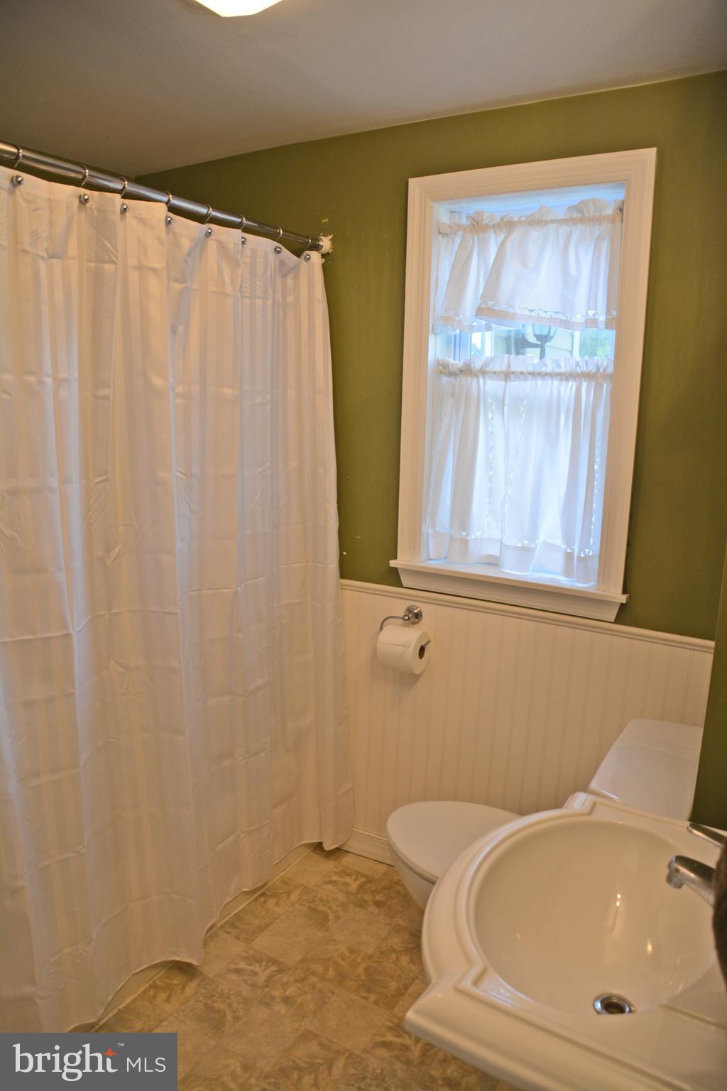 320 Lititz Road Manheim, PA 17545 - Photo 23 of 38