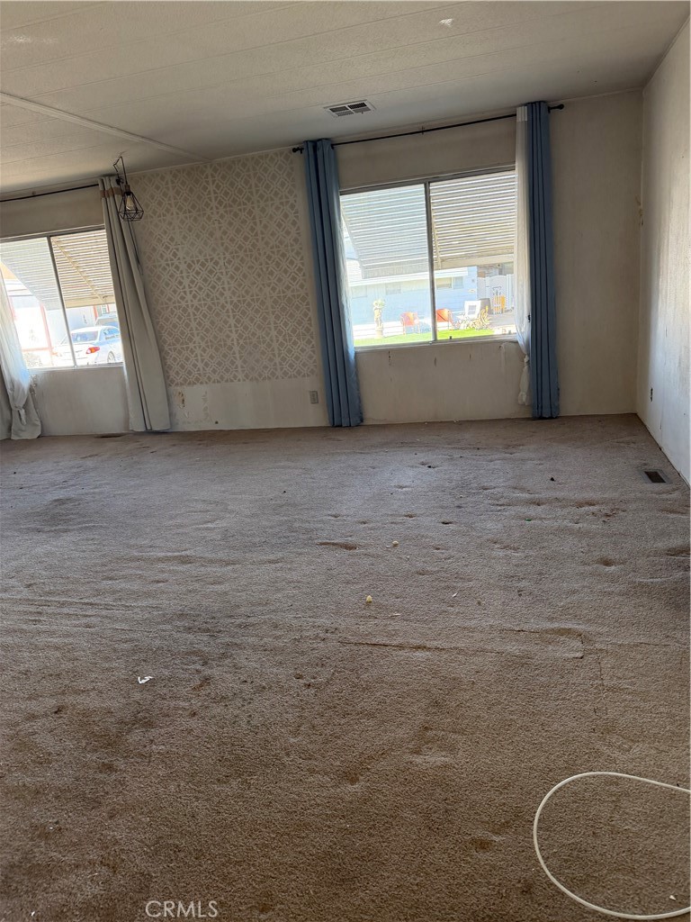 9391 California Avenue, Unit 81 Riverside, CA 92503 - Photo 2 of 11