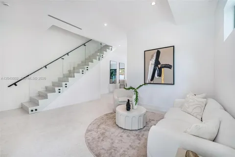$1,495,000 | 2939 Southwest 21st Street, Miami, FL 33145