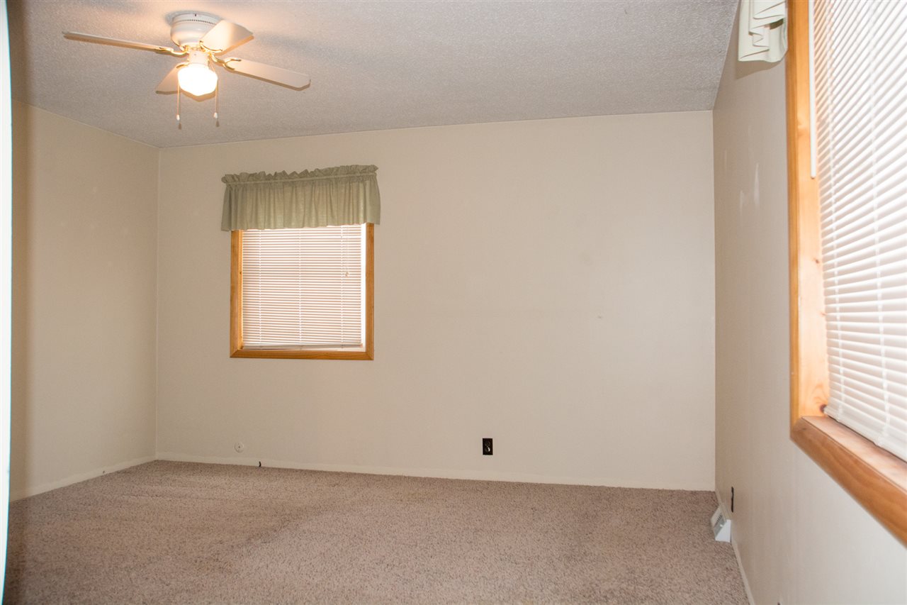 2342 Tamara Road Kalkaska, MI 49646 - Photo 16 of 28 1872032-15.JPG