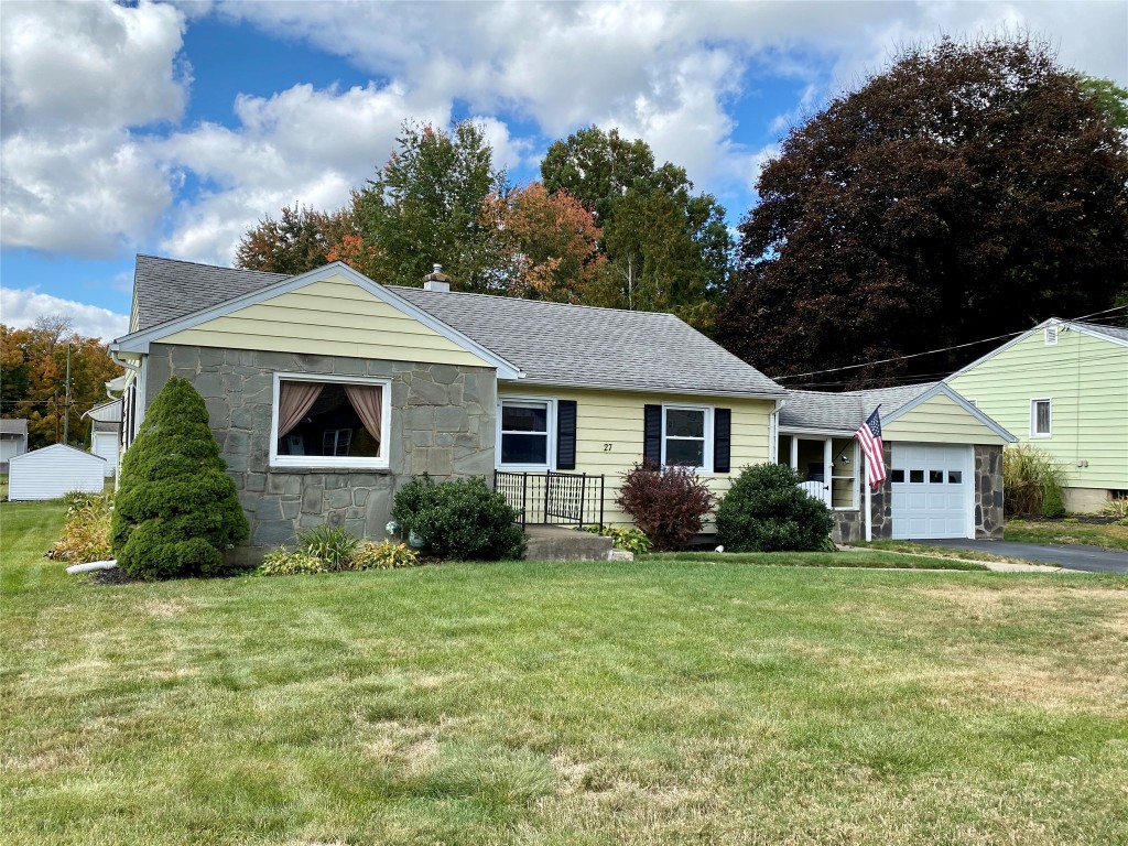 27 Norman Road Binghamton, NY 13901 - Photo 1 of 26 Gallery Image 1