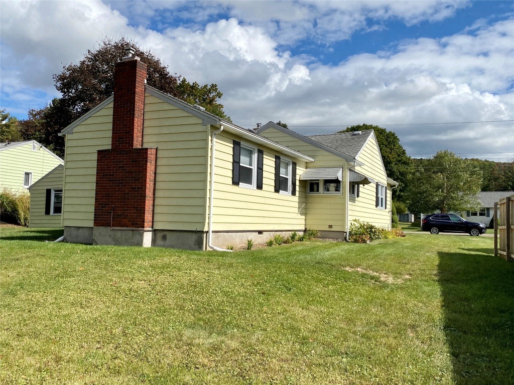 27 Norman Road Binghamton, NY 13901 - Photo 7 of 26 Gallery Image 7